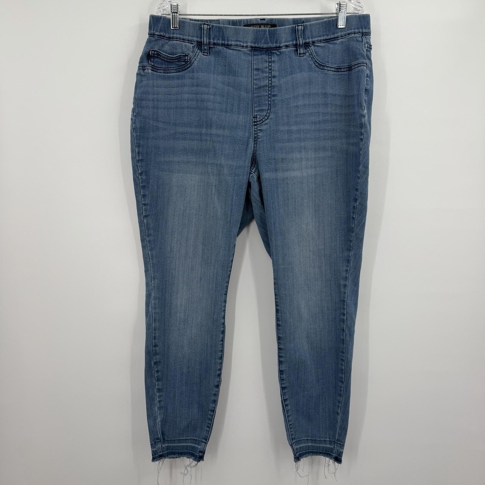 Judy Blue Jeans Womens 18W Blue Skinny Pull on Stretch Light Wash Frayed